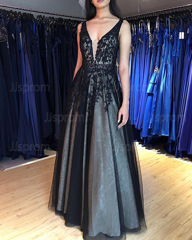 Lace Appliqued V-neck Black Prom Dress PM1869