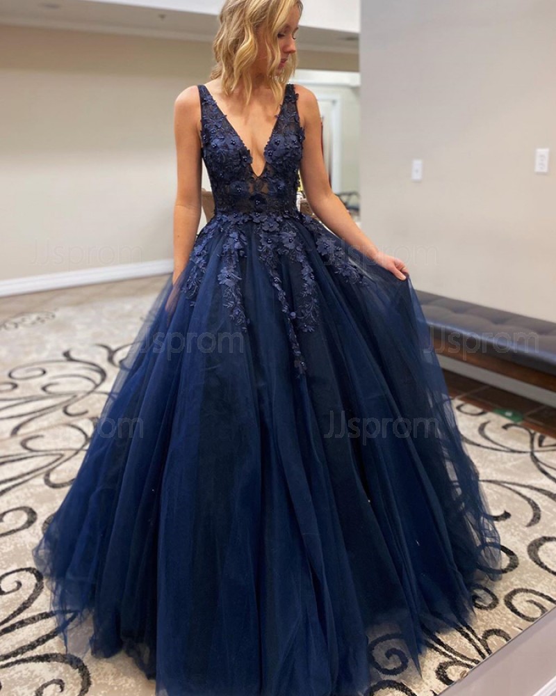 Navy Blue Beading Applique Tulle V-neck Prom Dress PM1917