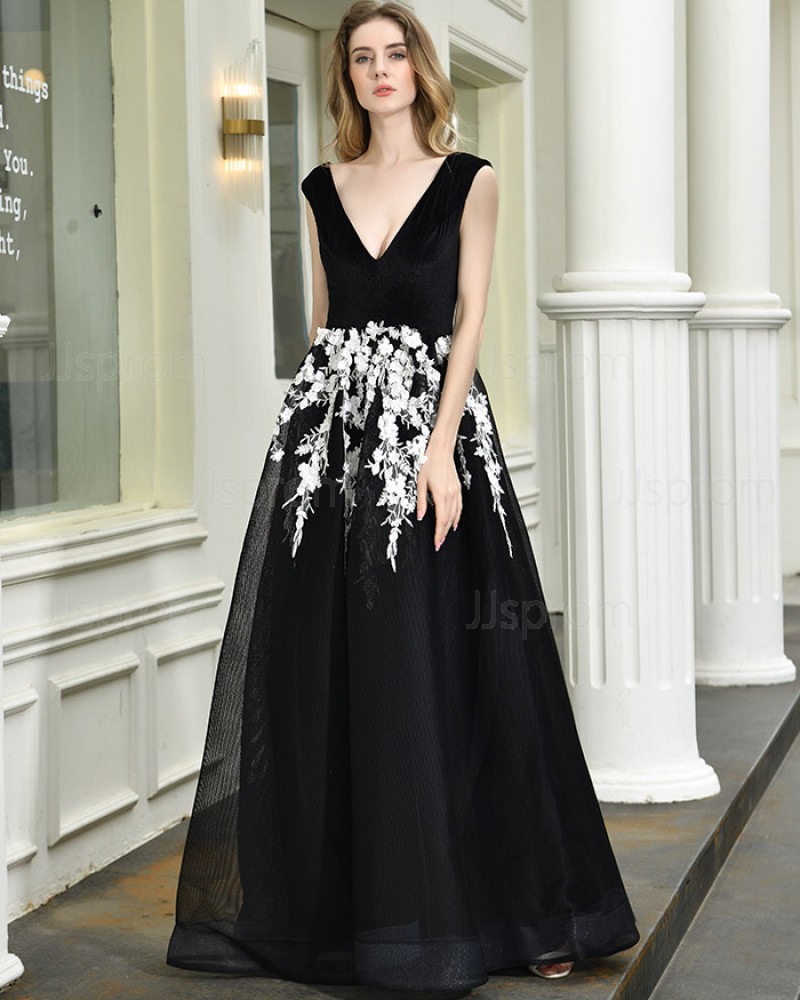 A-line V-neck Black Evening Party Dress with White Lace Applique QD071