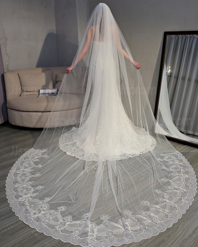 Ivory Lace Applique Edge Cathedral Wedding Veil TS18004