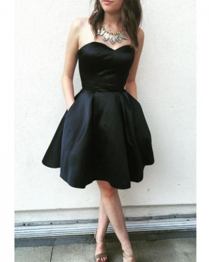 Simple Black Satin Sweetheart Homecoming Dress with Pockets HD3029