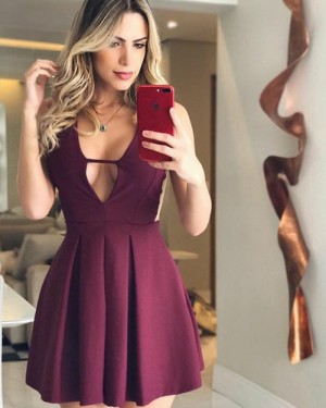 Simple Pleated Satin V-neck Burgundy Homecoming Dress HD3075