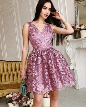 Purple A-line V-neck Lace Pleated Homecoming Dress HD3351