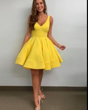 Simple Pleated V-neck Yellow Homecoming Dress HD3472