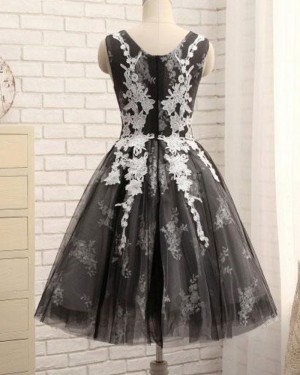White & Black Scoop Neck Lace Appliqued A-line Homecoming Dress HD3518