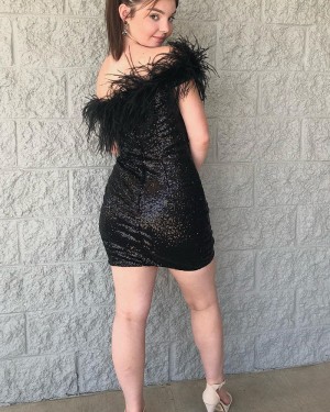 One Shoulder Black Asymmetrical Sequin Tight Homecoming Dress with Feather HD3733
