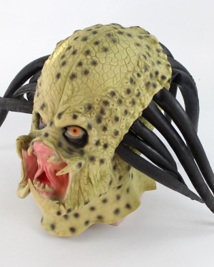 Alien vs. Predator Deluxe Predator Mask HM010