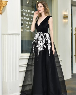 A-line V-neck Black Evening Party Dress with White Lace Applique QD071