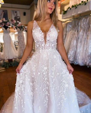 White Lace Applique V-neck A-line Wedding Dress WD2508